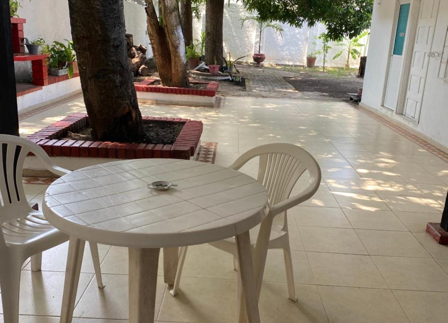 Habitación Independiente Cerca Al Aeropuerto # 5 Pensión Cartagena