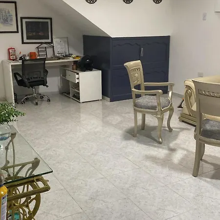 Pensión Habitación Independiente Cerca Al Aeropuerto # 5