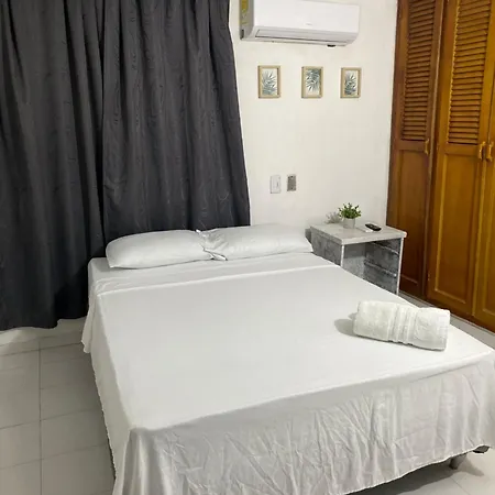 Habitación Independiente Cerca Al Aeropuerto # 5 Pensión